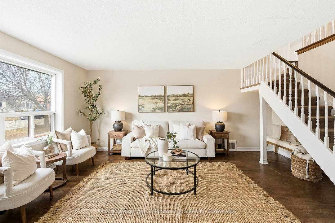 Legal 2 Unit Dwelling Located in a favourable location close to Transit, Parks, Highway401 and Shopping.