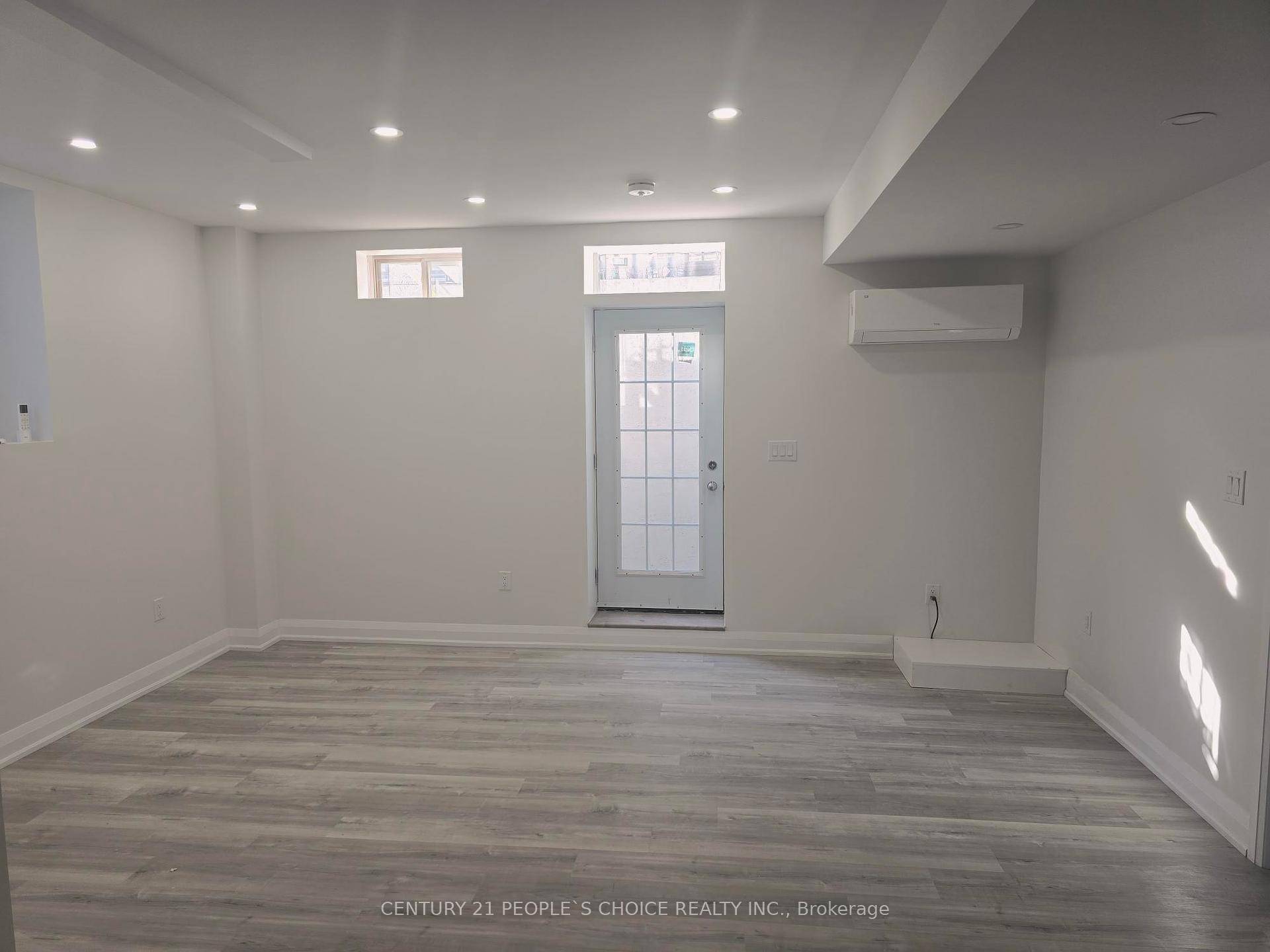 2 bedroom and 2 bath newly finished basement in a prestigious Oakville neighbourhood.