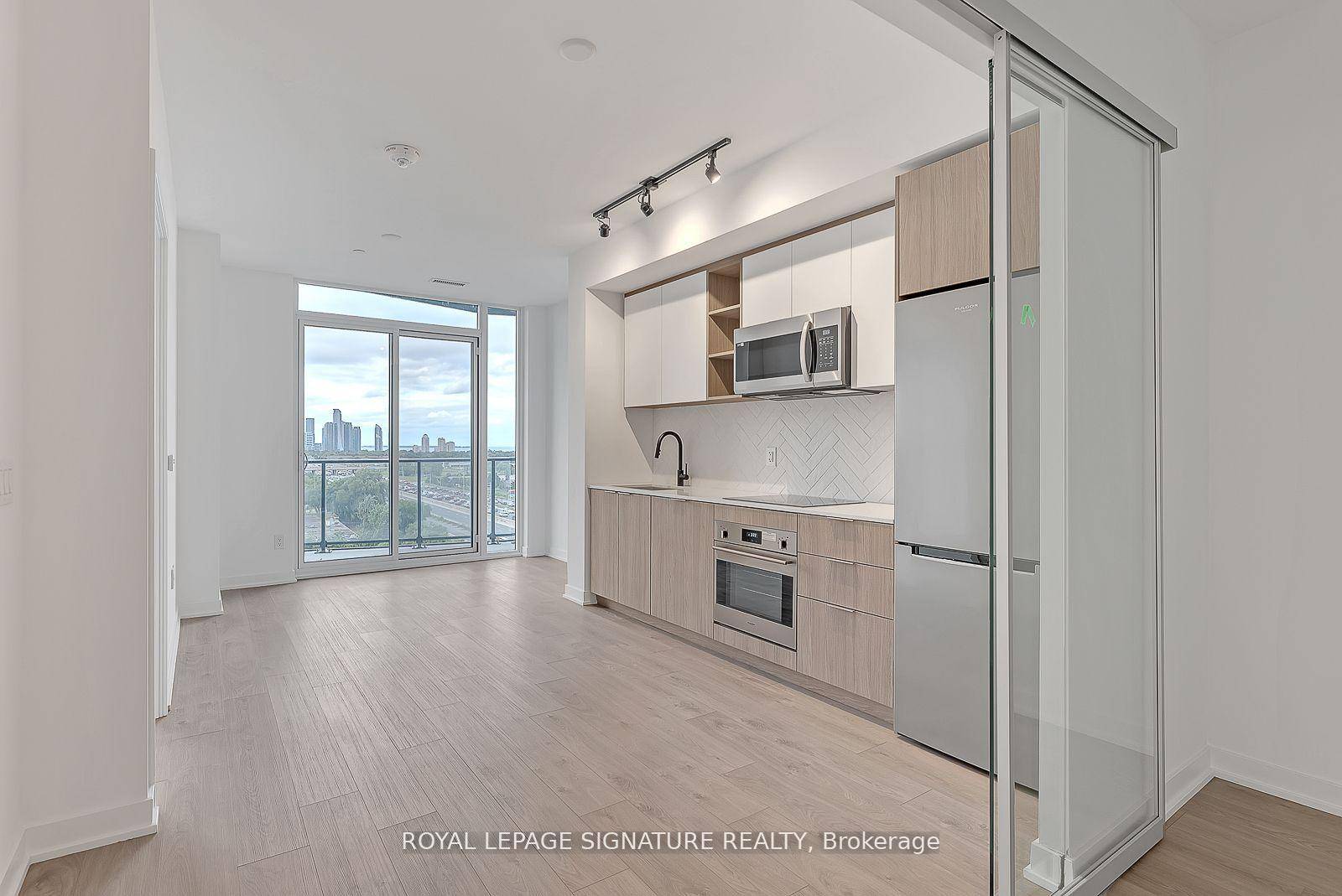Welcome to THIRTY SIX ZORRA, an exquisite building offering a blend of modern design, craftsmanship, and unrivaled convenience.