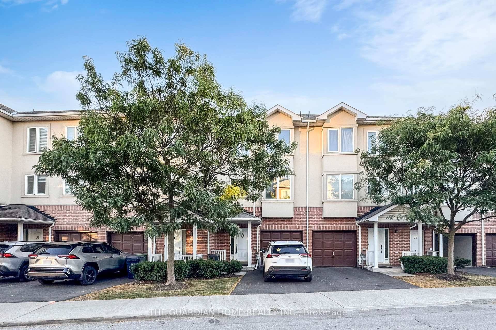 Welcome To This Stunning Property Featuring 4 Spacious Bedrooms And 4 Modern Washrooms, With Great Ravine Lot.