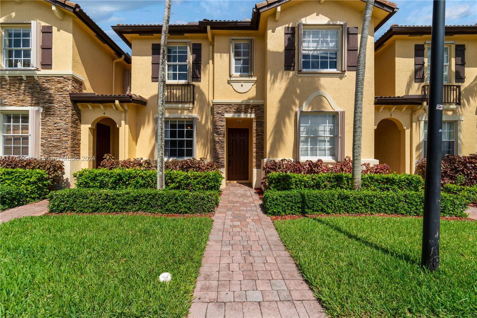 Nestled within the secure, gated community of Isles at Bayshore, this beautifully maintained 2 story townhome is the perfect blend of comfort and convenience.