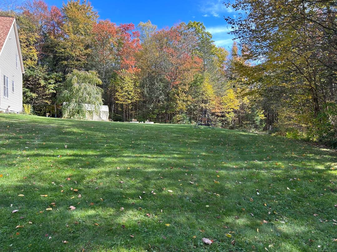 Nature Lover's Retreat on 26 Acres !