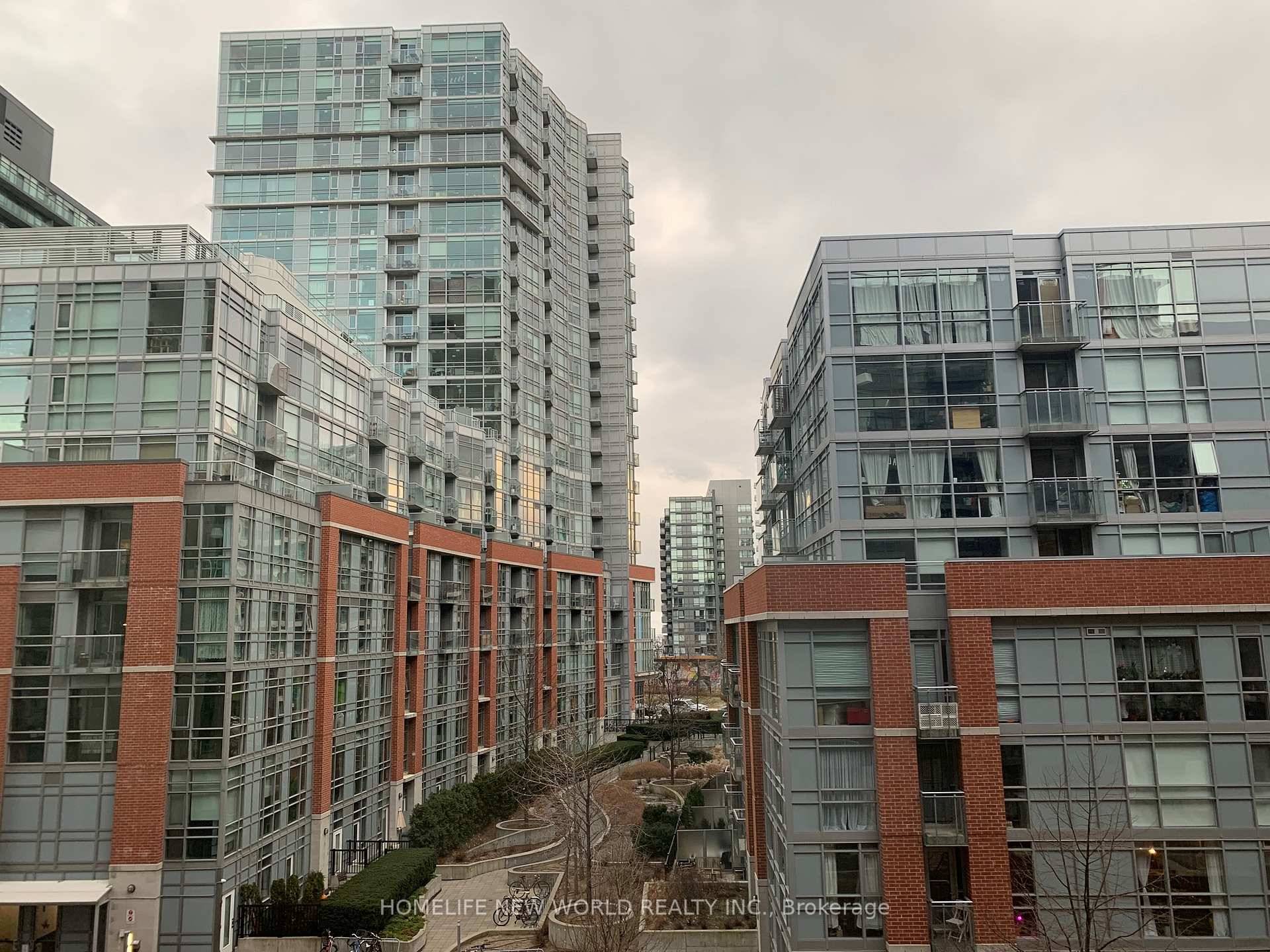 Queen West Condo Epic On Triangle Park Spacious One Bedroom Den Unit 595 Sf Balcony Modern Kitchen Modern Kitchen With Stylish Cabinetry, Backsplash, Granite Counter Top amp ; Stainless Steel ...
