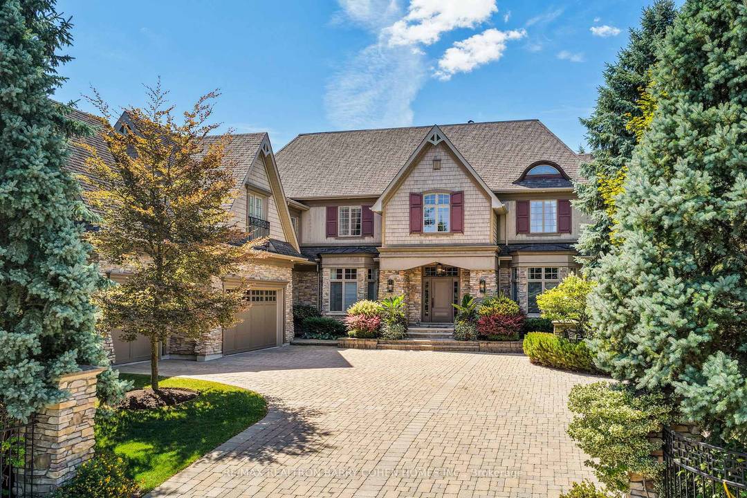 Grandeur On Parr Place Thornhills Only Entry Gated Community Located Amongst Like Mansions.