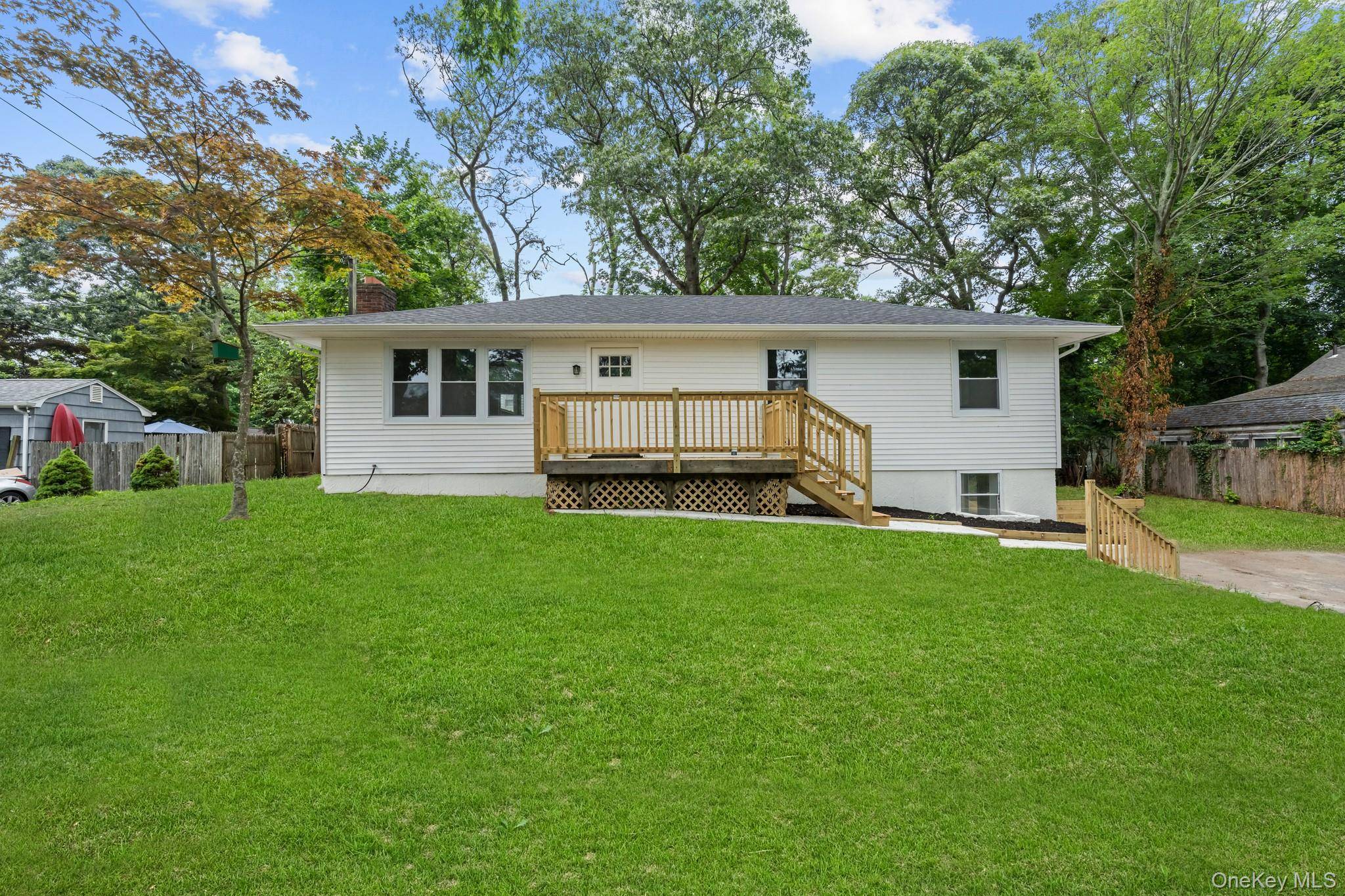 Welcome to your dream home in Sound Beach !