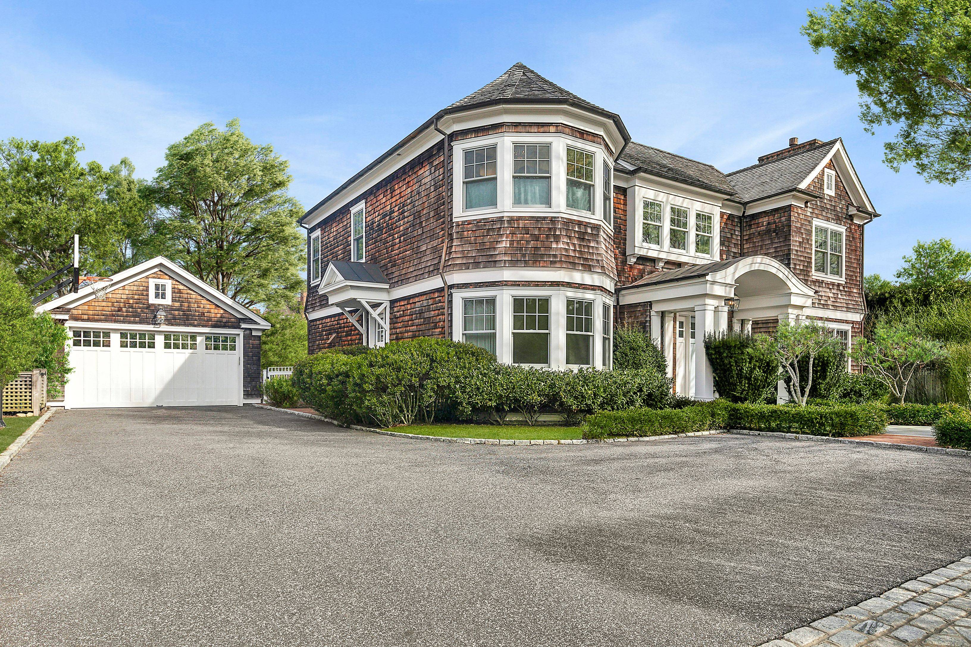 Luxury Southampton Village Rental – Elegant Shingle-Style Estate