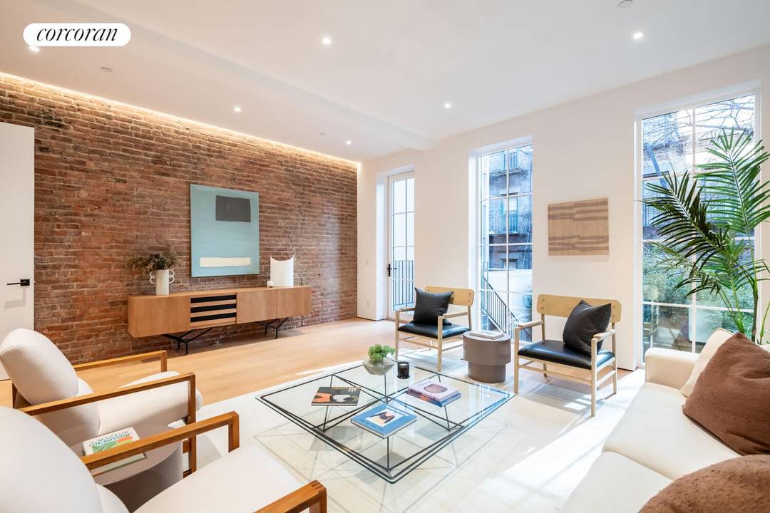 Rooted in the East Village's rich artistic legacy, this newly completed townhouse restoration situated in the historic Rothko House, a boutique two unit condominium was once home to celebrated artists ...