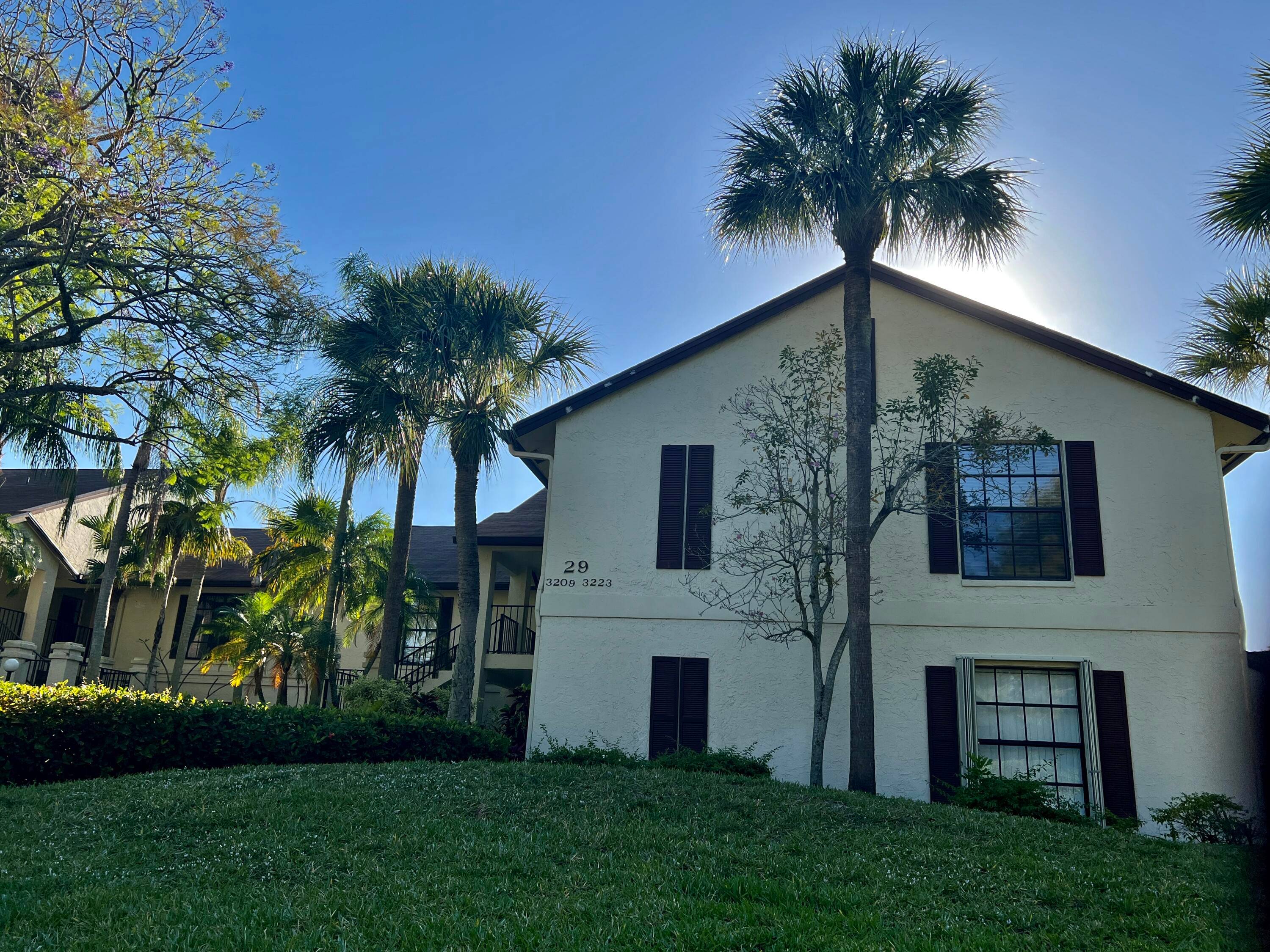 MOTIVATED SELLER... Great Tree house views peek a boo lake from patio.