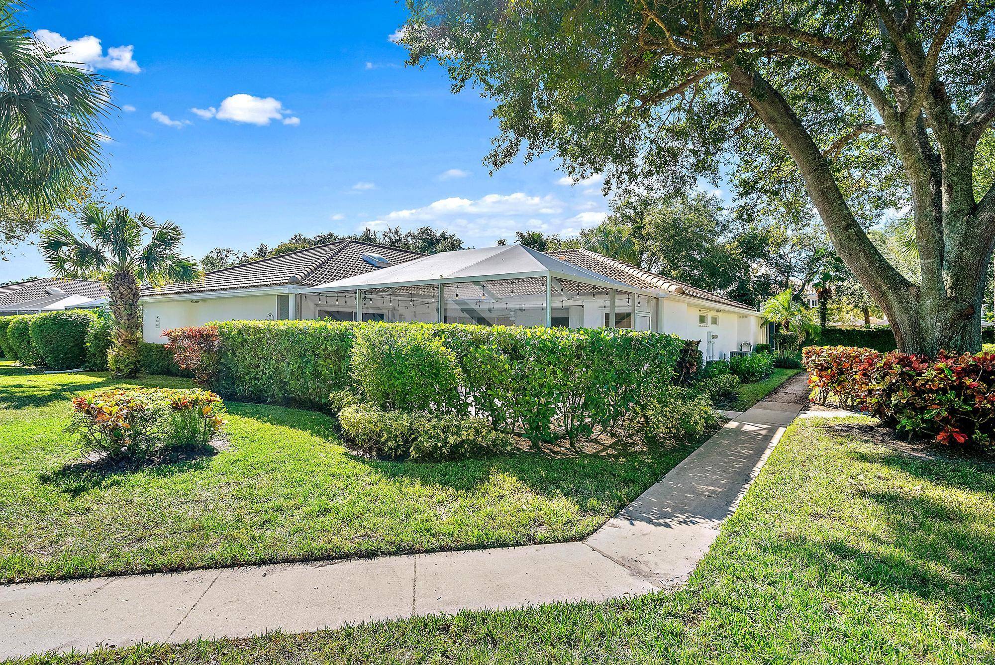 This villa has been beautifully remodeled and comes fully furnished !