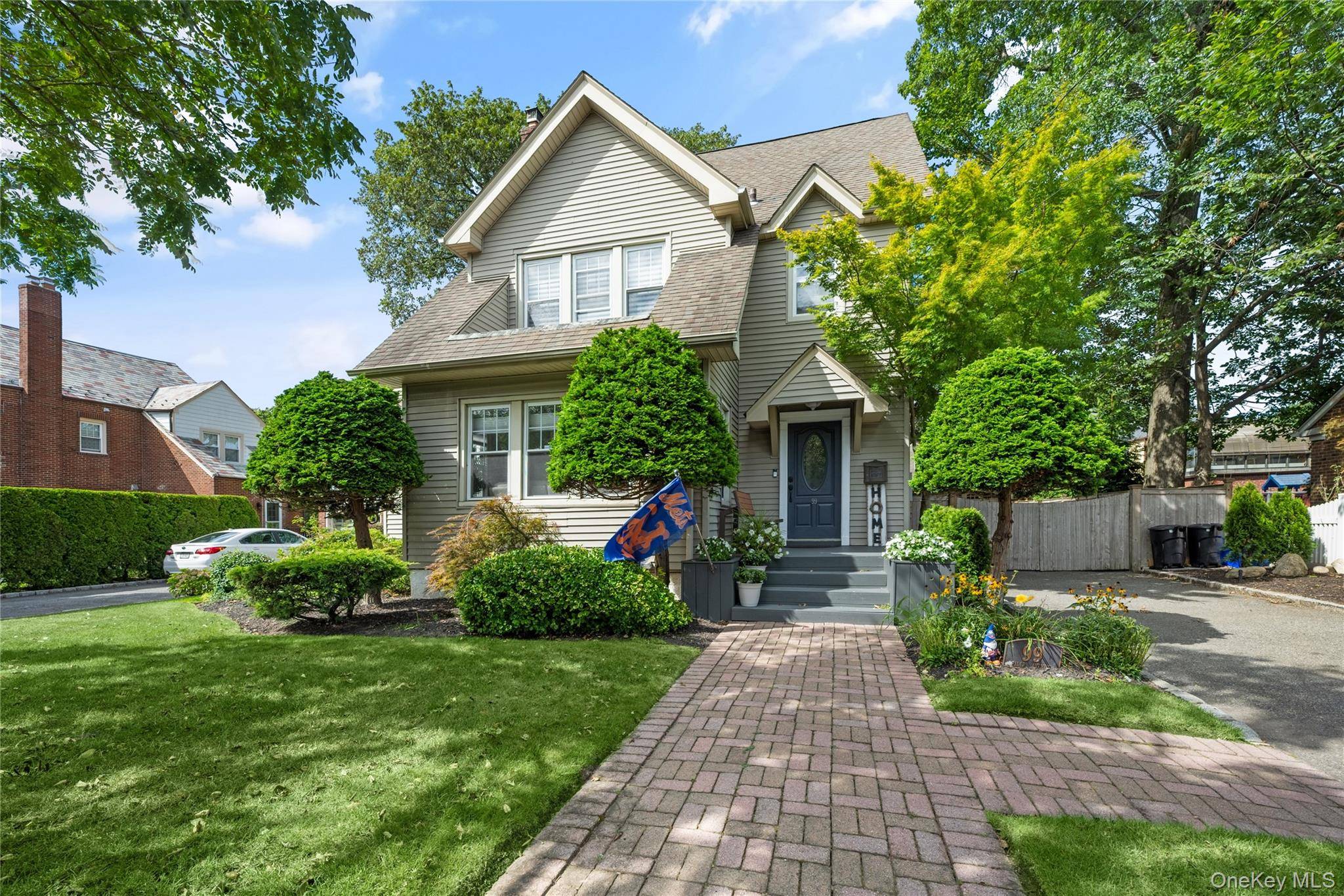 Welcome to Your New Home in Malverne !