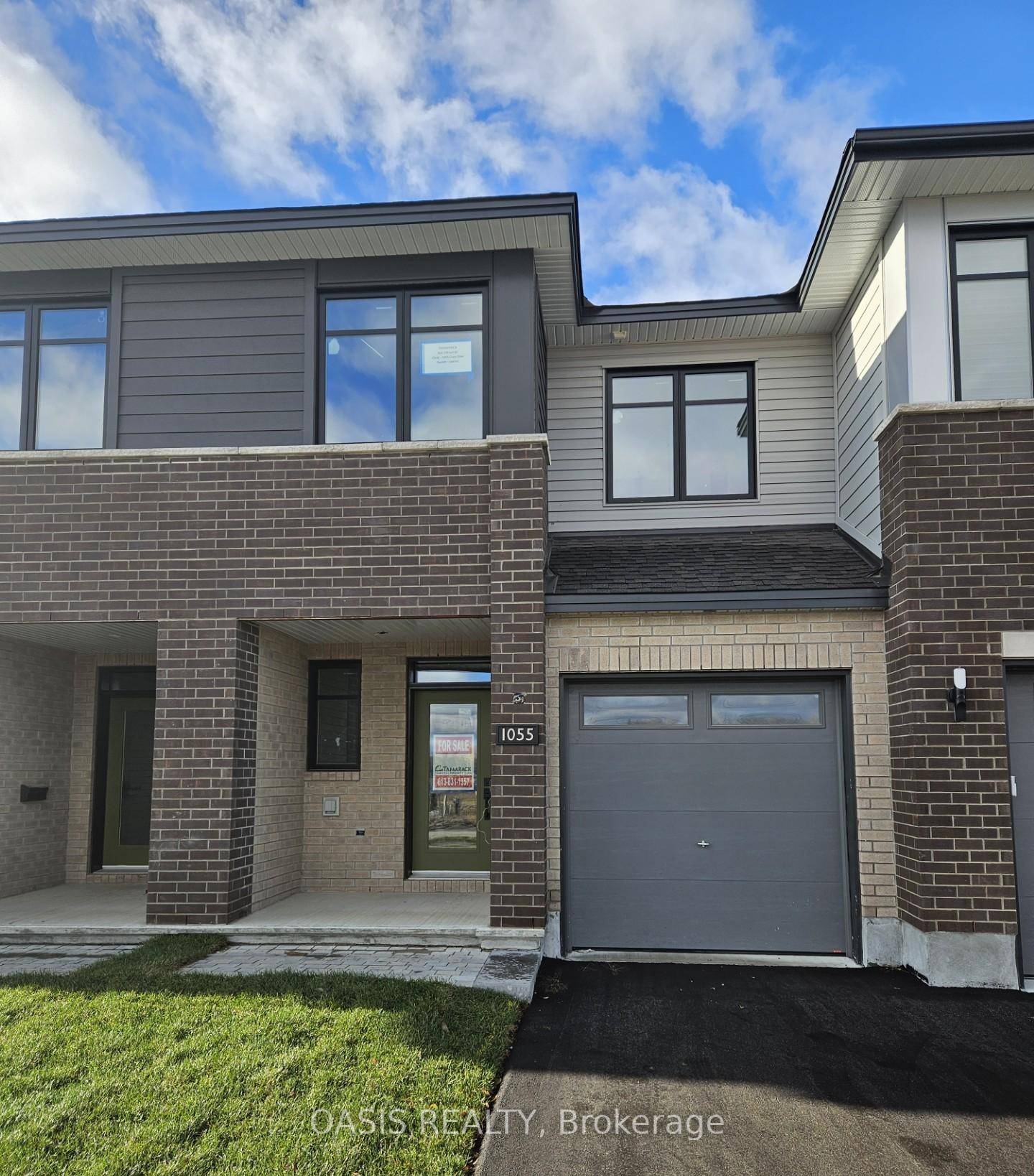 Save 20, 000 on brand new construction near Cardel Rec Centre with 30 day possession.