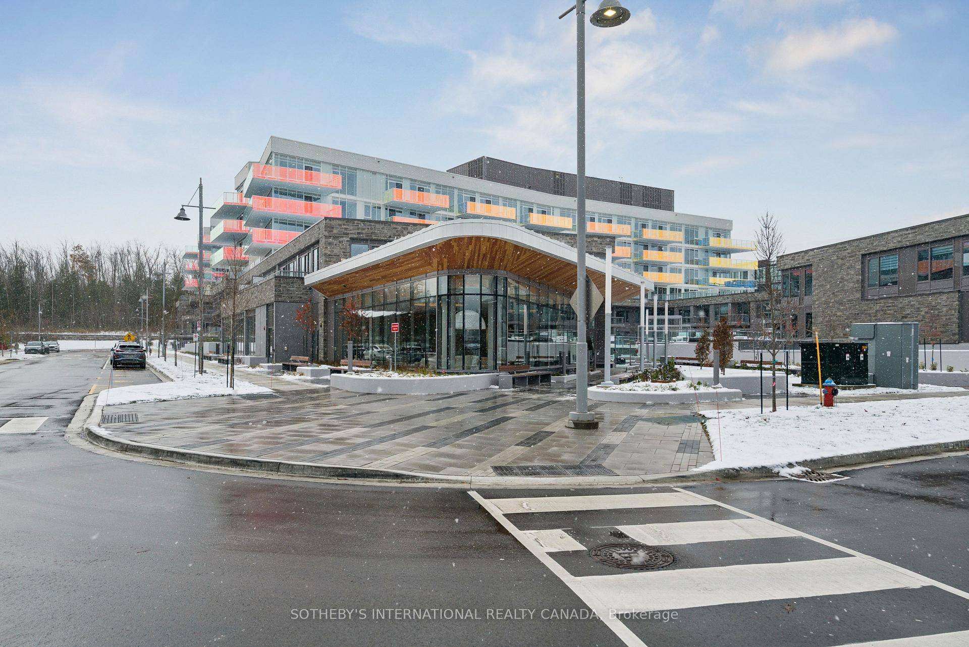 Experience Modern Luxury Living at Friday Harbour, Innisfil !