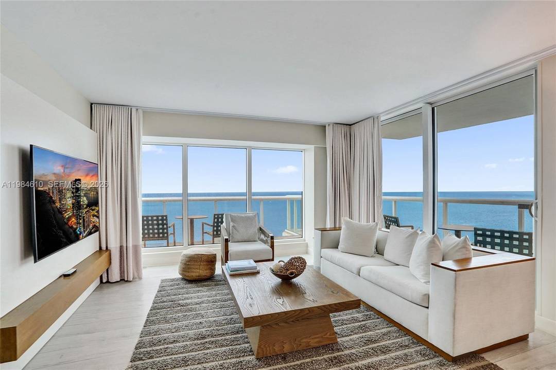 Step into luxury with this oceanfront corner unit on world famous Fort Lauderdale Beach !