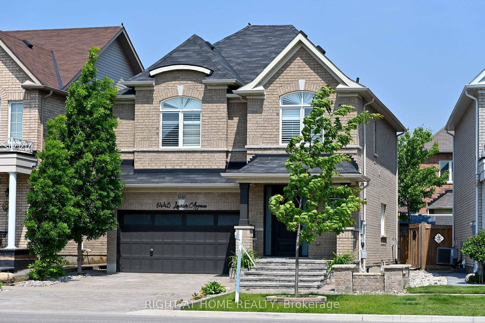 PRESTIGIOUS CLARKE NEIGHBOURHOOD HOME SITUATED ON A 38 FT WIDE LOT, FEATURING A LEGAL BASEMENT APARTMENT WITH SEPARATE ENTRANCE AND PARKING FOR 6 VEHICLES !
