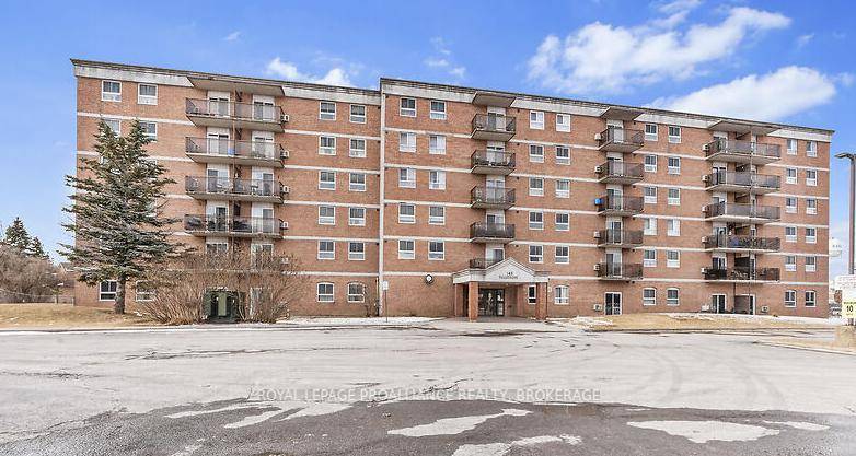 Lovely updated two bedroom condo located in a convenient west end location near shopping and amenities.