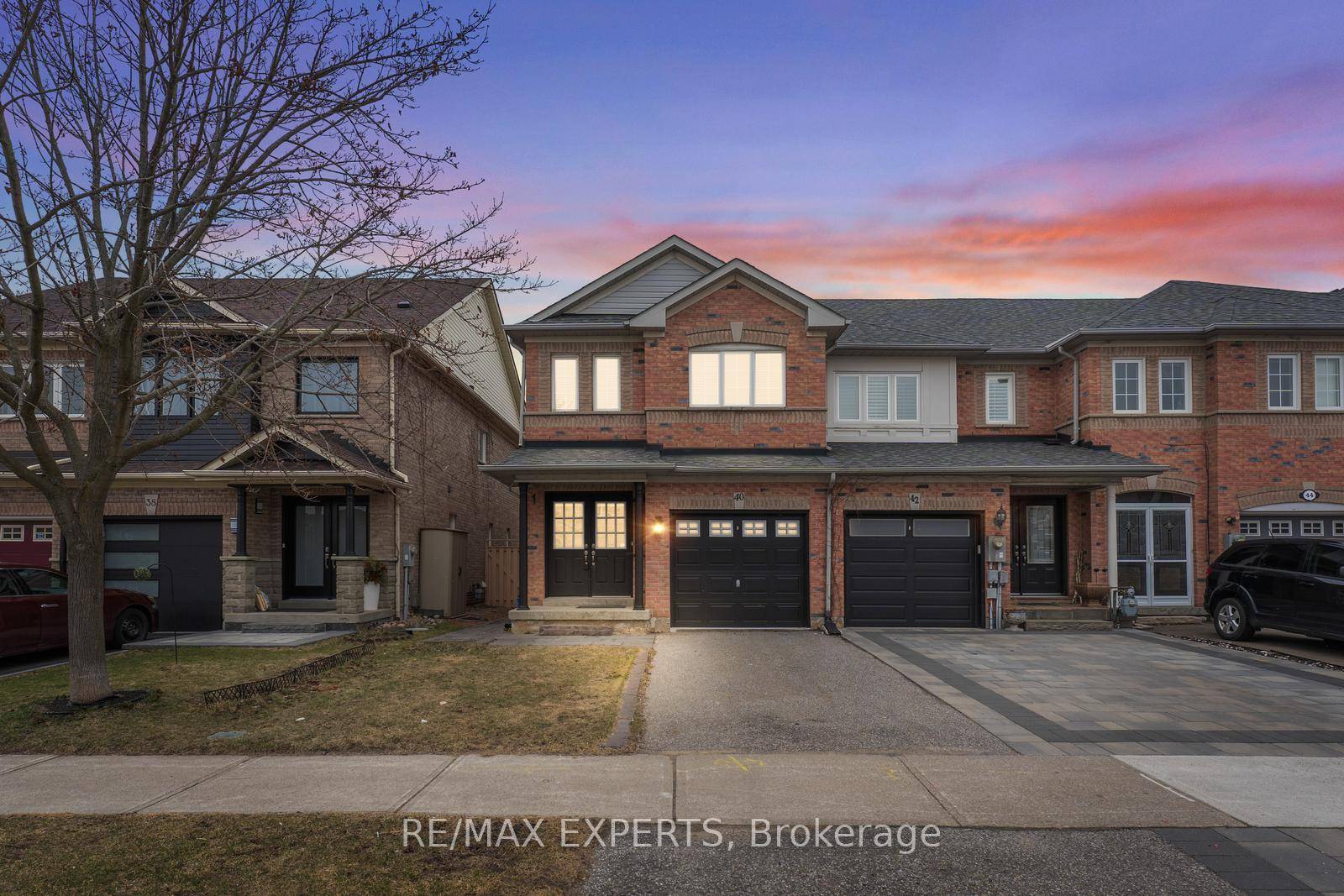 Opportunity awaits in Vaughan's sought after Patterson community !