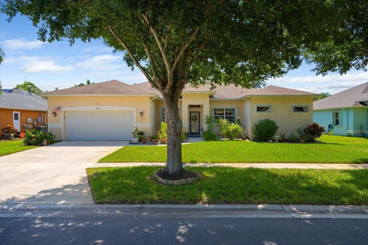 Don't miss your chance to own this beautifully maintained 3 bedroom, 2 bath CBS home with a versatile den office in the highly desirable Lake Lucie Estates.