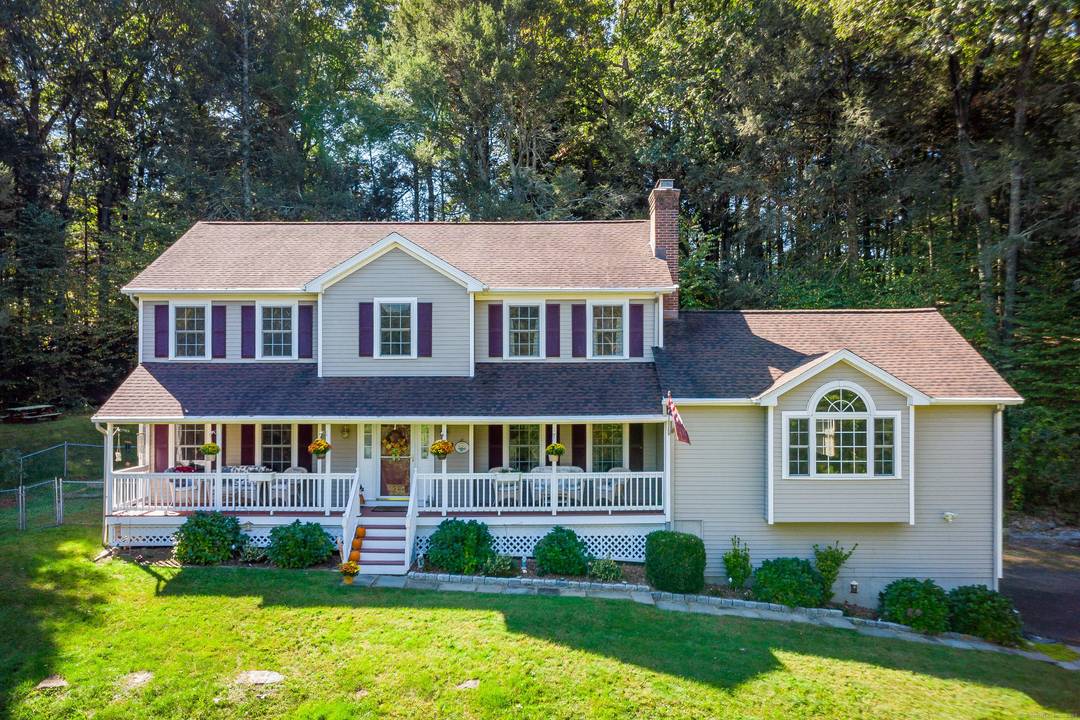 Nestled among over 6 acres of tranquil wooded solitude on Connecticut's Wine Trail, 27 Pole Bridge Road offers the best of both worlds the peace and charm of a Vermont ...