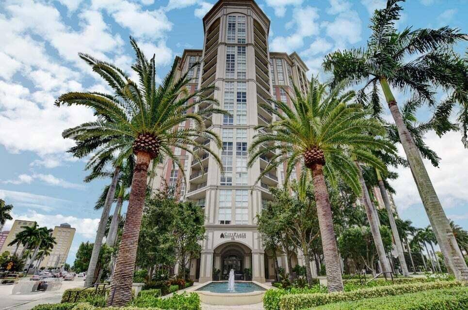 Are you looking to upgrade your lifestyle to one of luxury and convenience in West Palm Beach ?