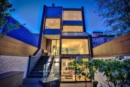 Prime Yorkville, on one of the best streets in the city, a stroll to exciting shops and dining.