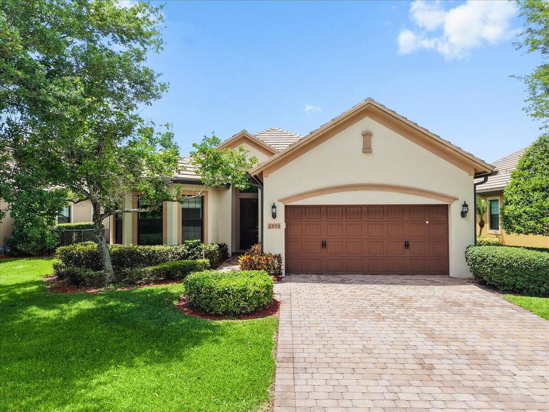 Stunning home with breathtaking lake views located in the highly desirable community of Castellina in Wellington.