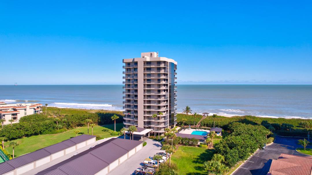 Welcome to the pinnacle of oceanfront luxury !
