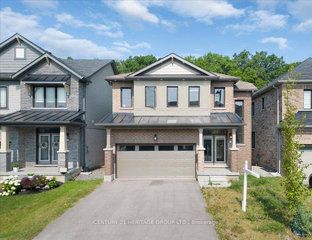 Welcome to 157 Cactus Crescent, a home that stands apart from the rest !