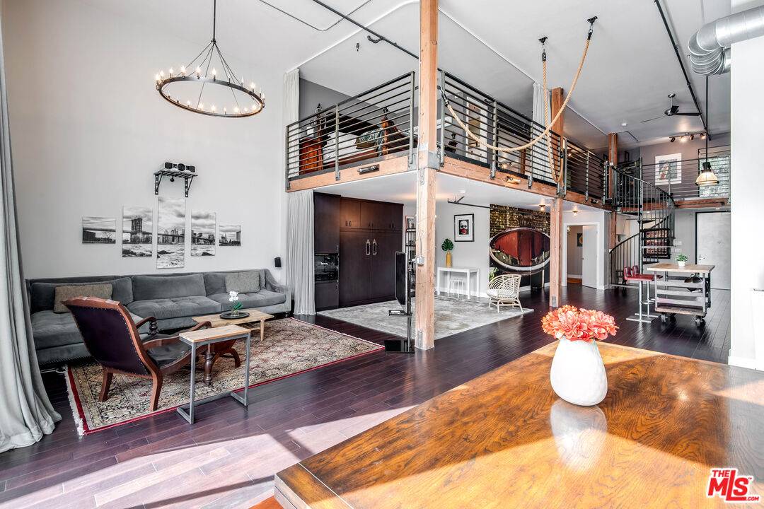 4115 Glencoe Ave 3.0 Marina Del Rey LA
