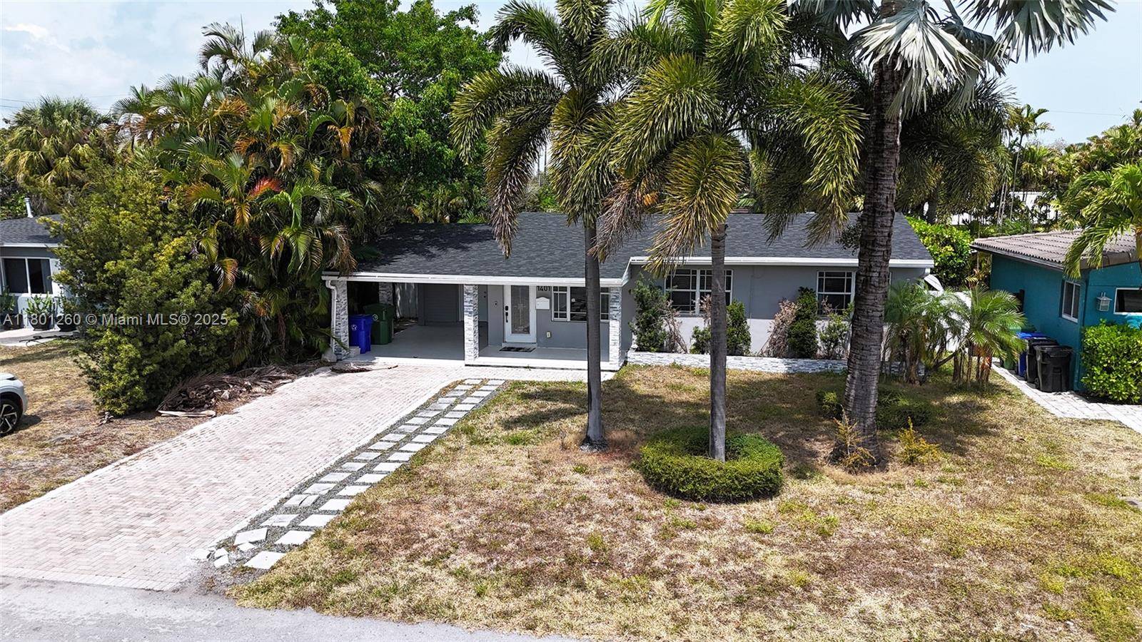 Beautifully updated 3BD 2BA home in highly sought after Verena Park !