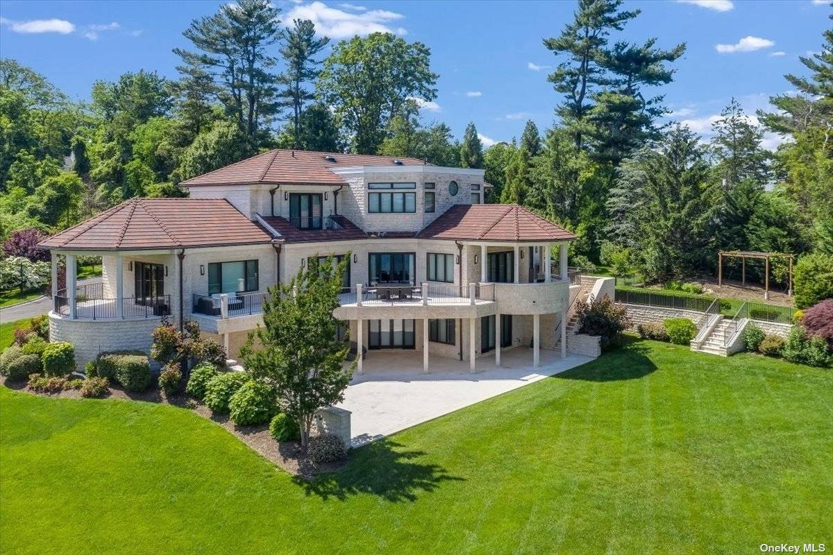 Located on the prestigious North Shore enclave of Mill Neck only 45 minutes from Manhattan.