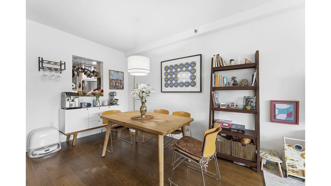 LARGE TWO BEDRROMS WITH TWO BATHS