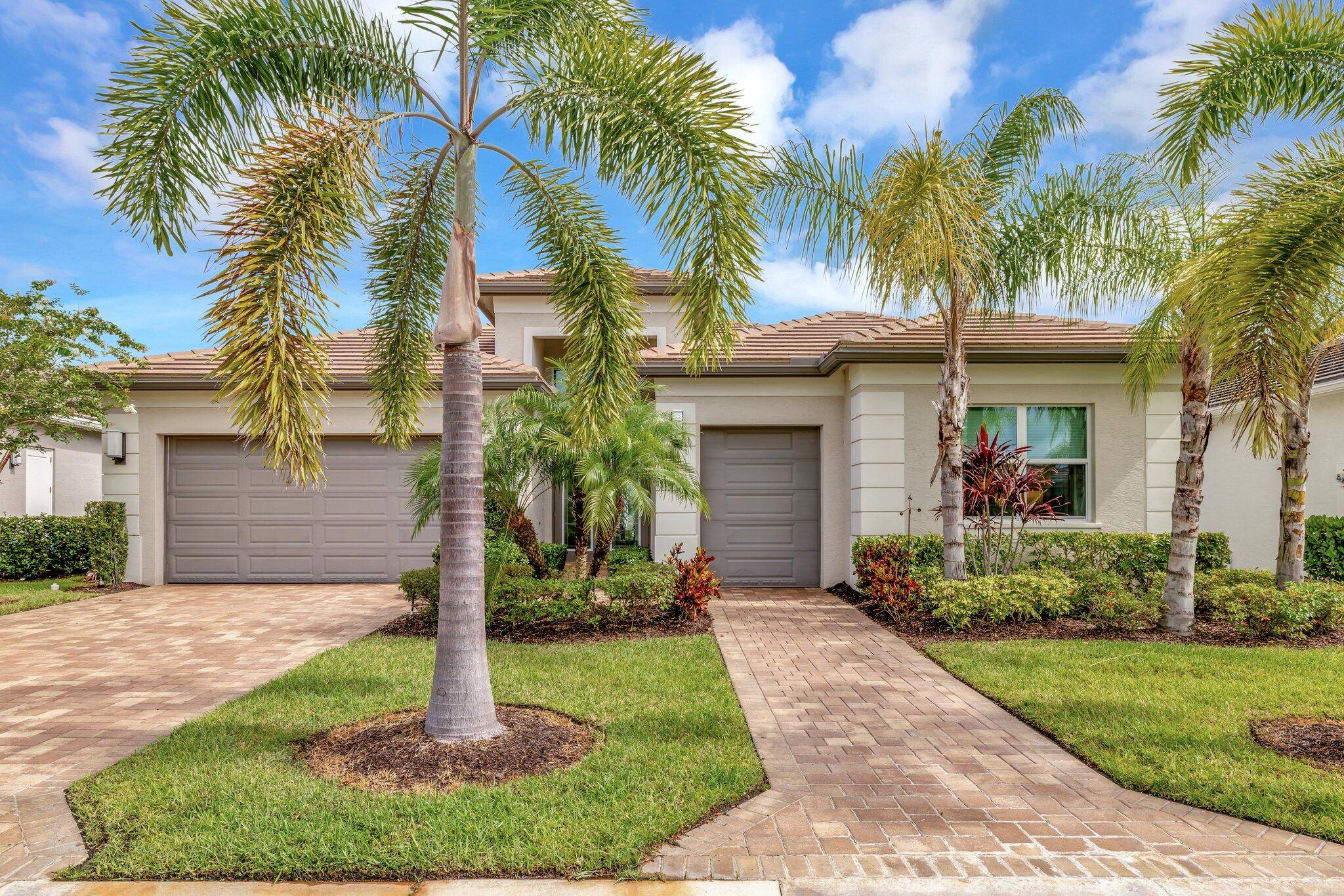 Experience refined luxury living with the Bianca Model at Valencia Cay in Riverland.