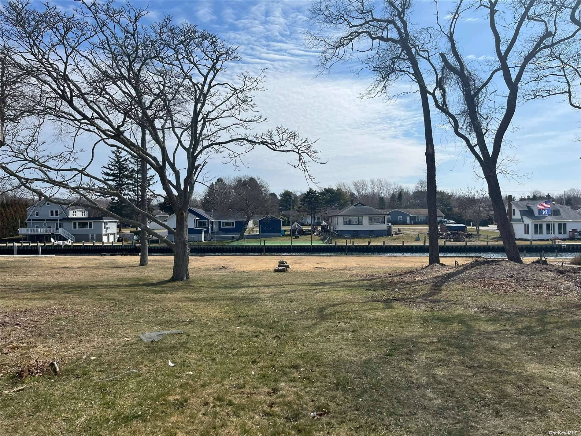 Waterfront, 160' of waterfront canal space, big enough for a few boats, oh yeah it comes with a 4 bedroom 3 bath house with amazing views, and a two car ...