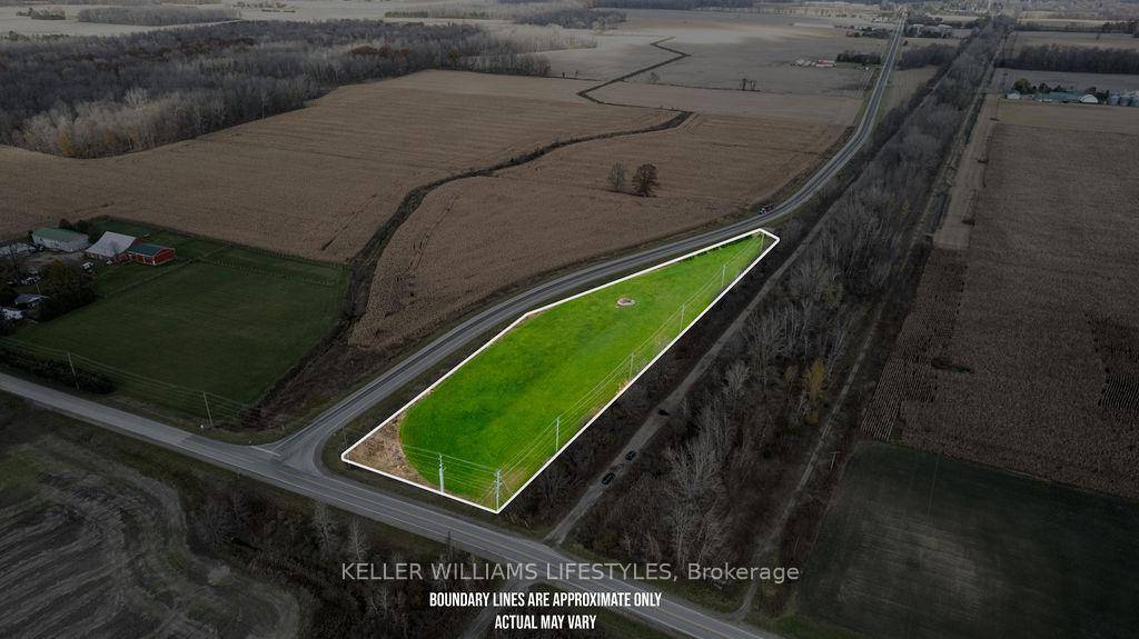 Nestled in the countryside, this beautiful parcel of just over 3 acres offers the ideal setting to bring your dream home to life.