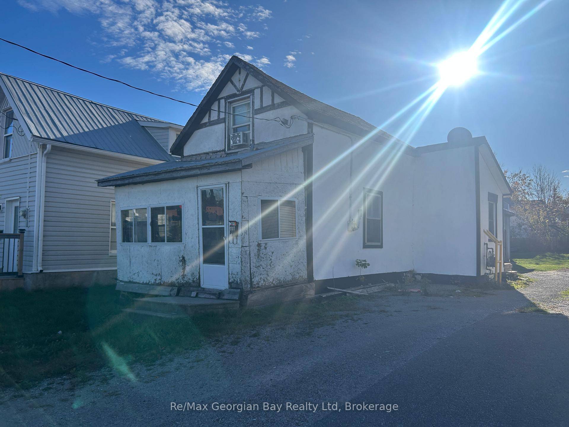 Attention Contractors Handy Man.