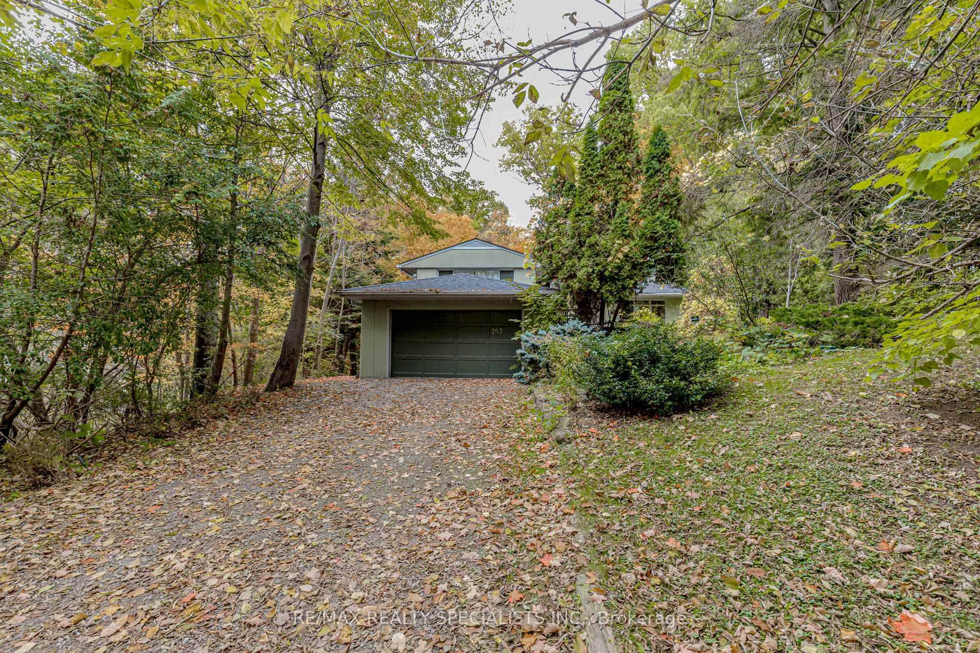 Elegantly nestled among mature trees in Mississauga's prestigious Rattray Marsh community, 757 Meadow Wood Road occupies a generous 102 x 146 ft lot on one of the area's most coveted ...