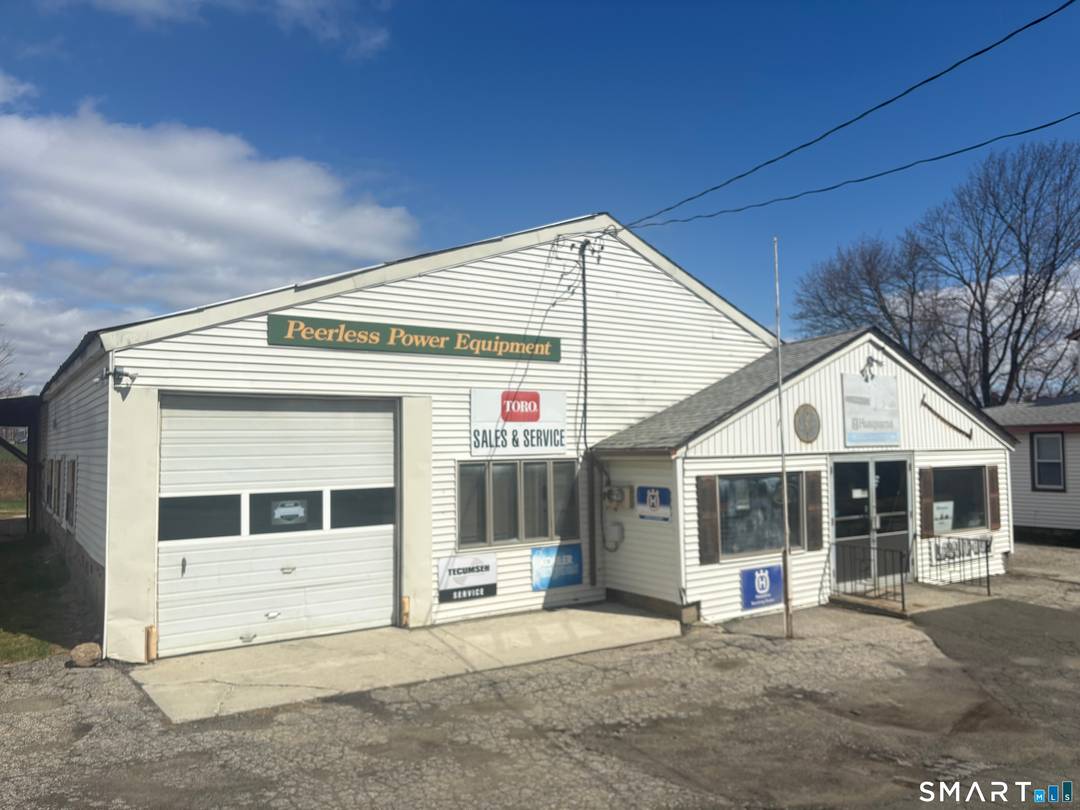 Ideal Business Location. Commercial Space includes 1500 sq ft Warehouse Space with 15 ft Ceilings, 1500 sq ft Shop, 675 sq ft Retail Storefront, 300 sq ft Office Space, Garages, ...
