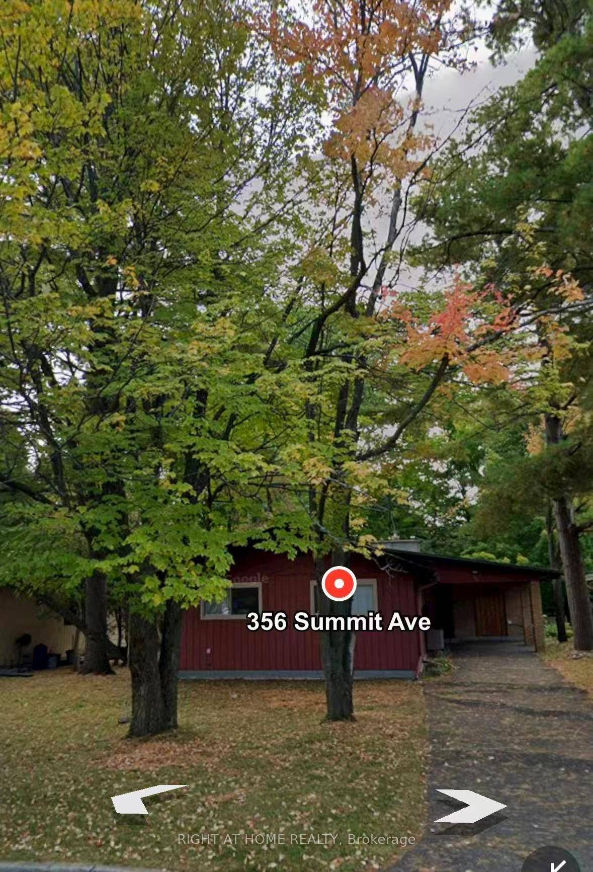 Spacious 5 Bedroom Home Backing onto Cunningham Park No Rear Neighbours !