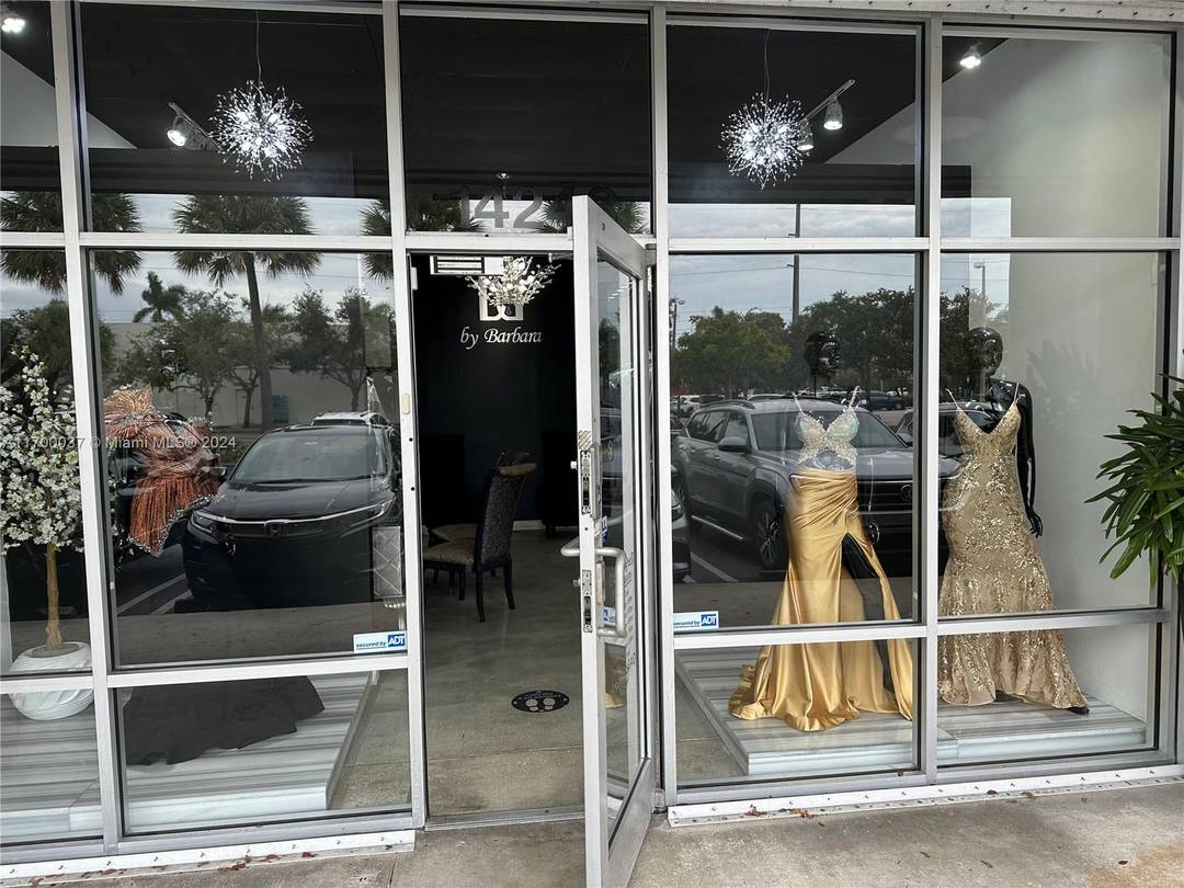 Discover a unique opportunity to own a flourishig retail business in the heart of Miami, specializing in an exquisite array of special occasion dresses, including wedding gowns, prom dresses, evening ...