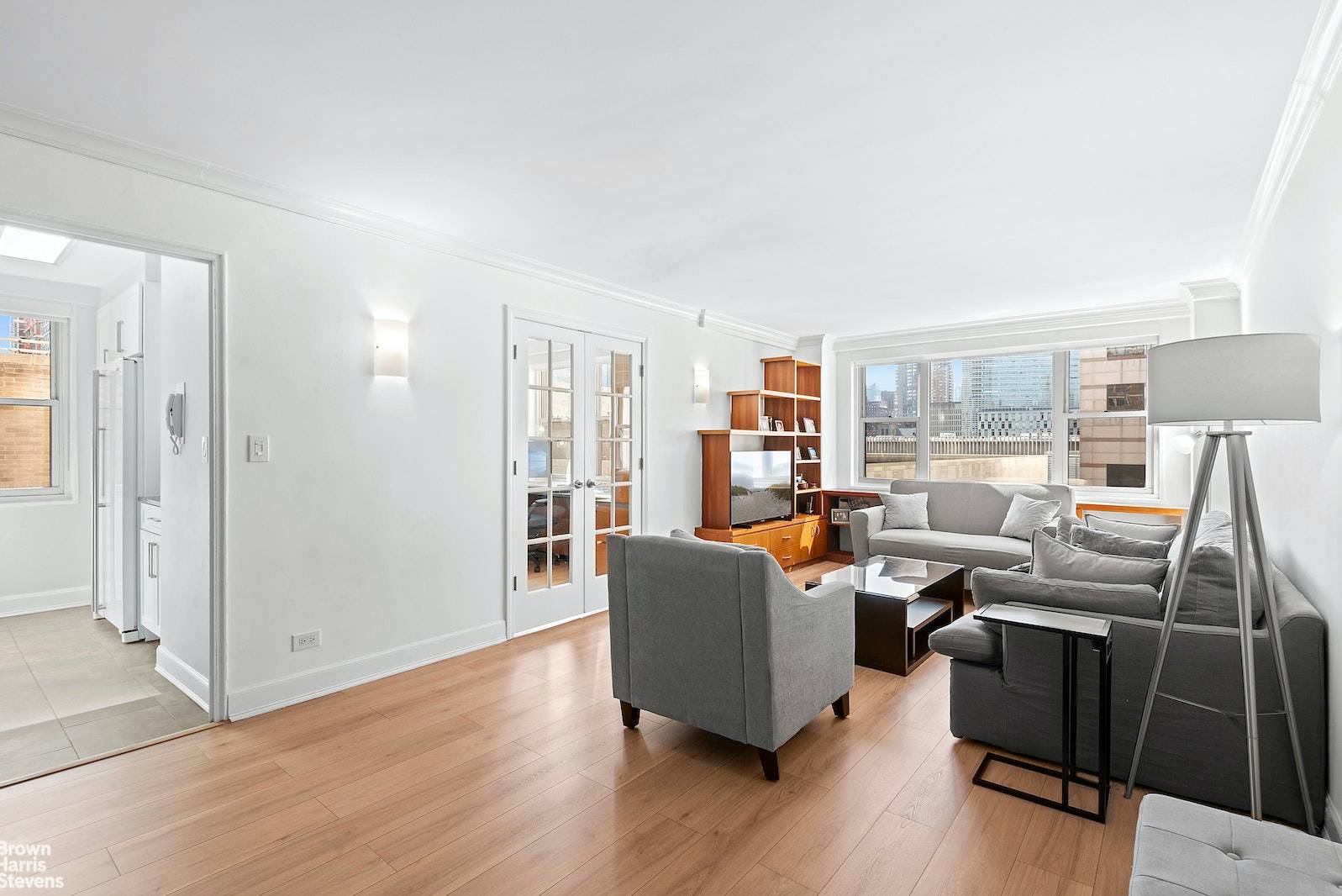 PRICED TO SELL 999, 000Move right in to this beautifully designed, spacious two bedroom home that offers stunning city views and all day sun with its South East exposure.