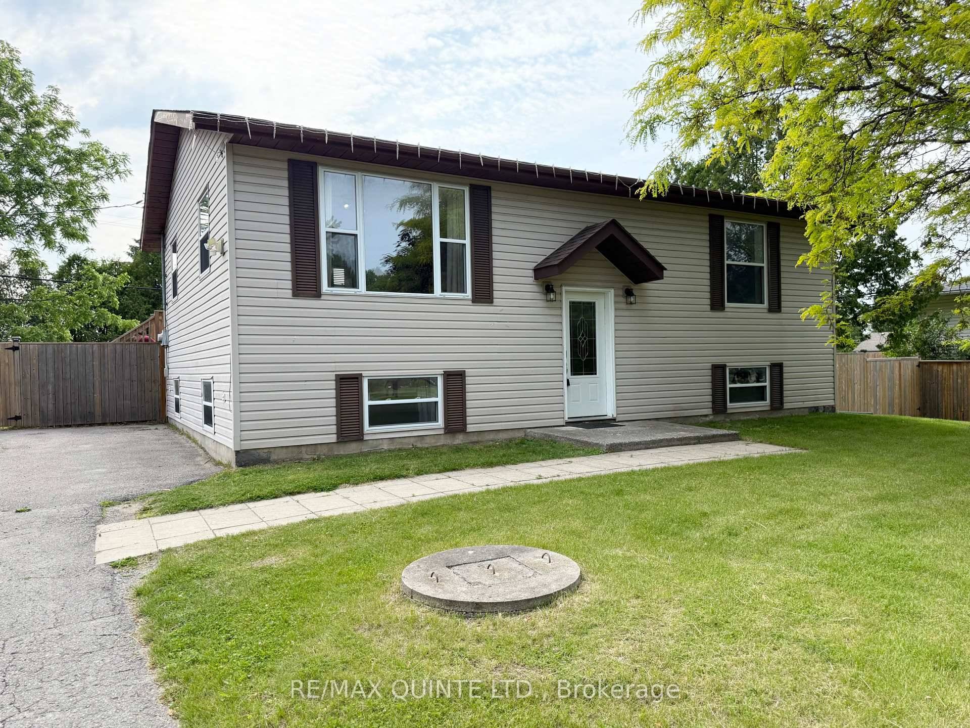 Welcome home to 79 Jeffrey Drive.