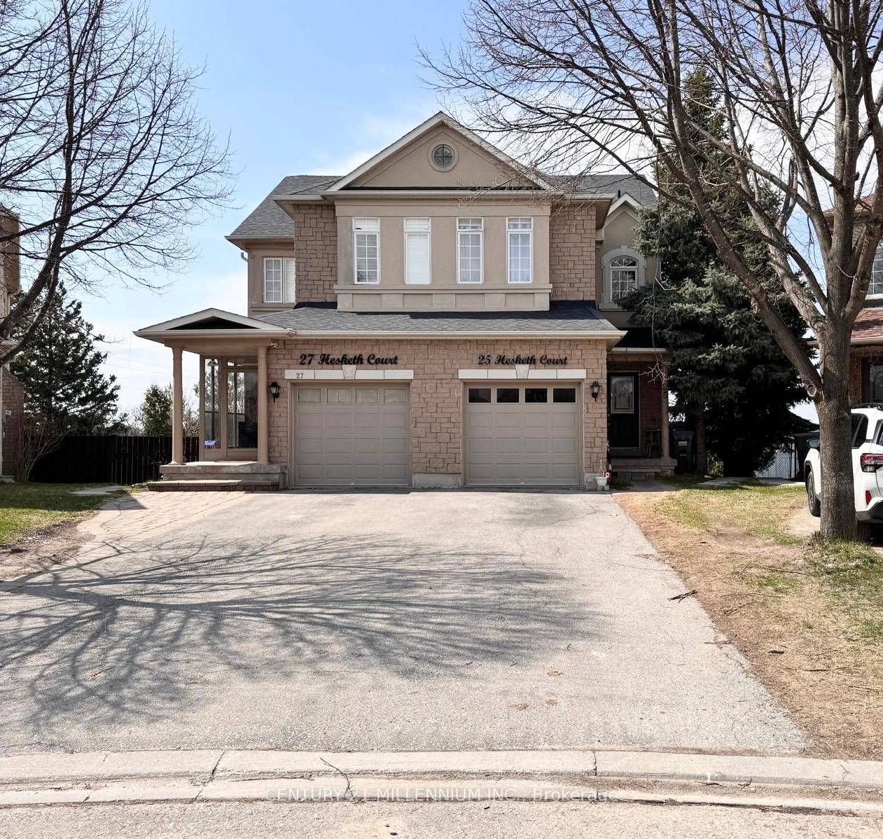 Welcome to this Beautiful 3 Bedrooms 2.