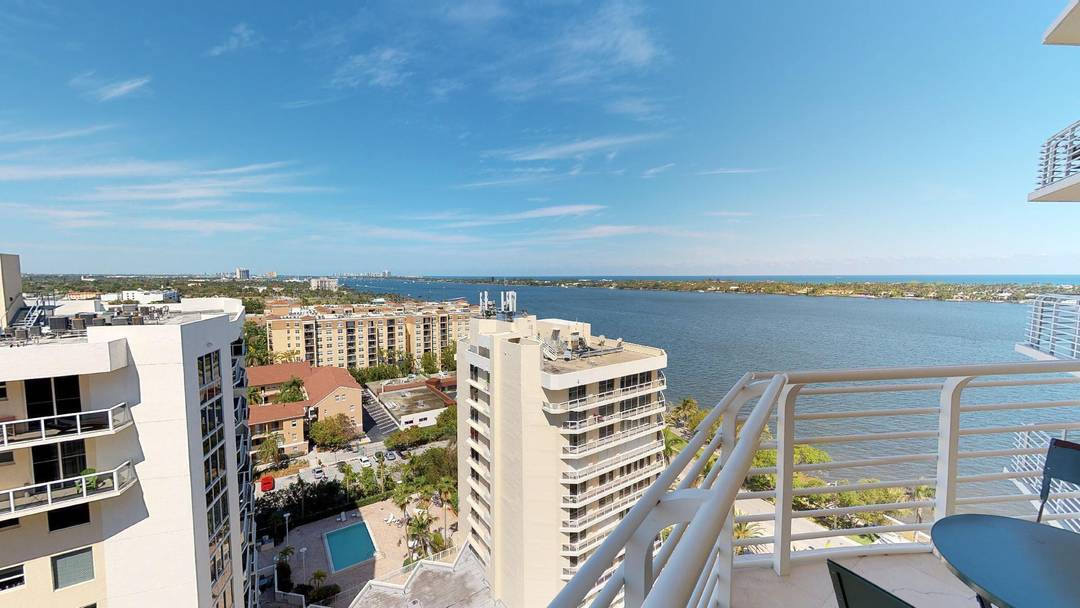 Amazing views of Palm Beach and up the Intra coastal to Peanut Island from this Lower Pent House unit at the Slade.