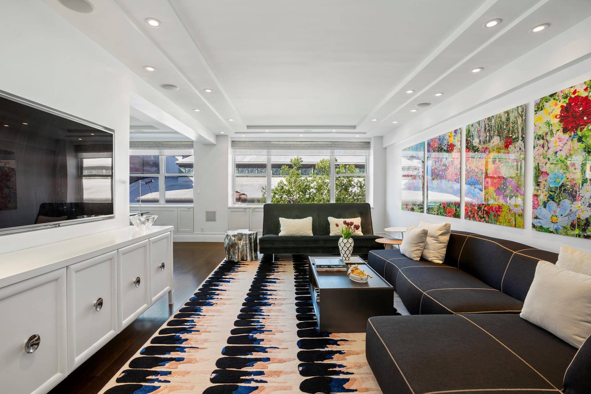 This renovated duplex offers 2 bedrooms and 2.