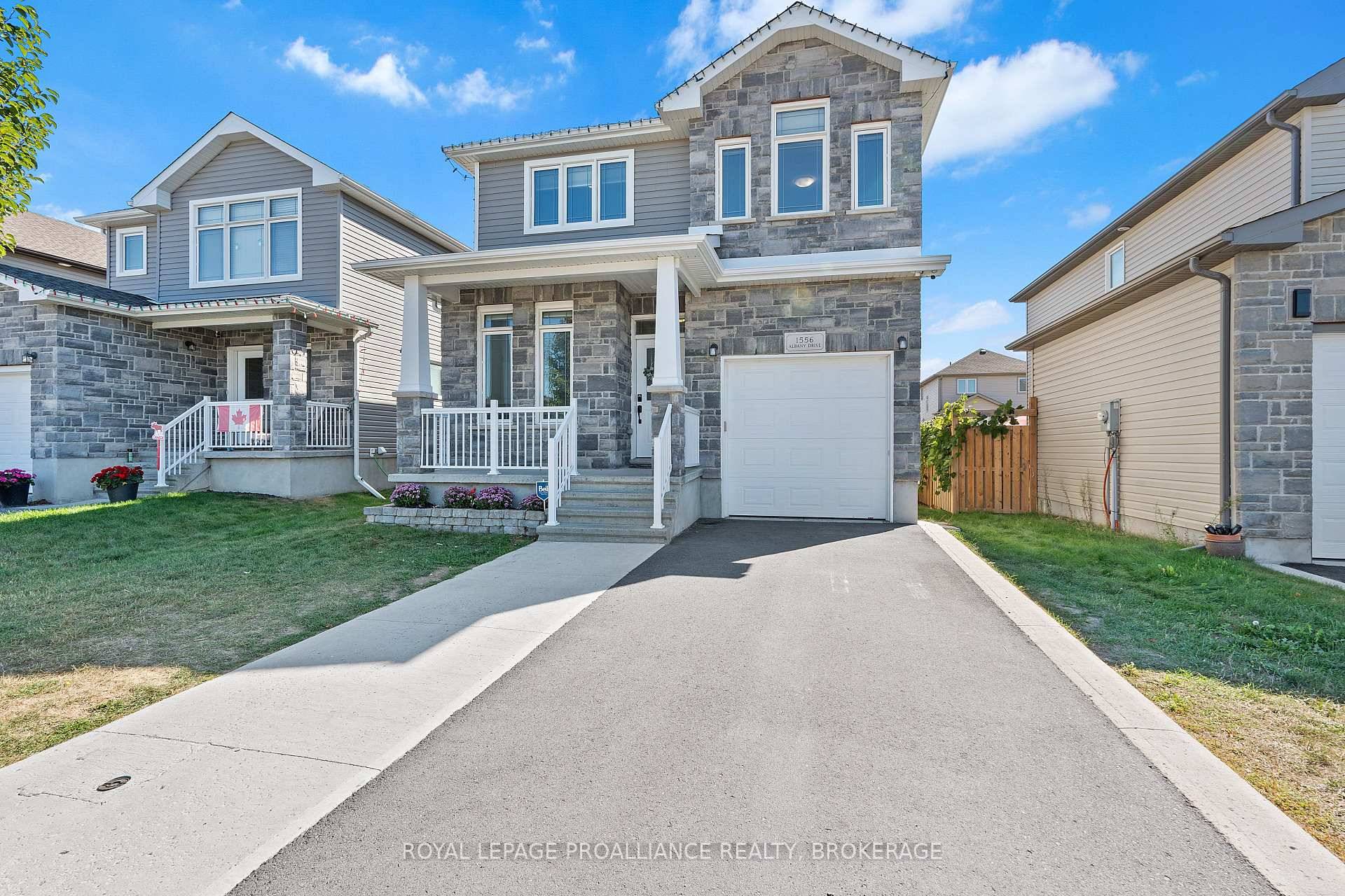Midland Park. Meticulously updated 2 Storey home on a quiet street.