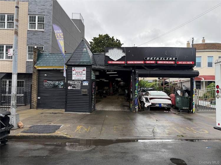 Turnkey Auto Body amp ; Repair Shop for Lease Immediate Move In on Commonwealth !