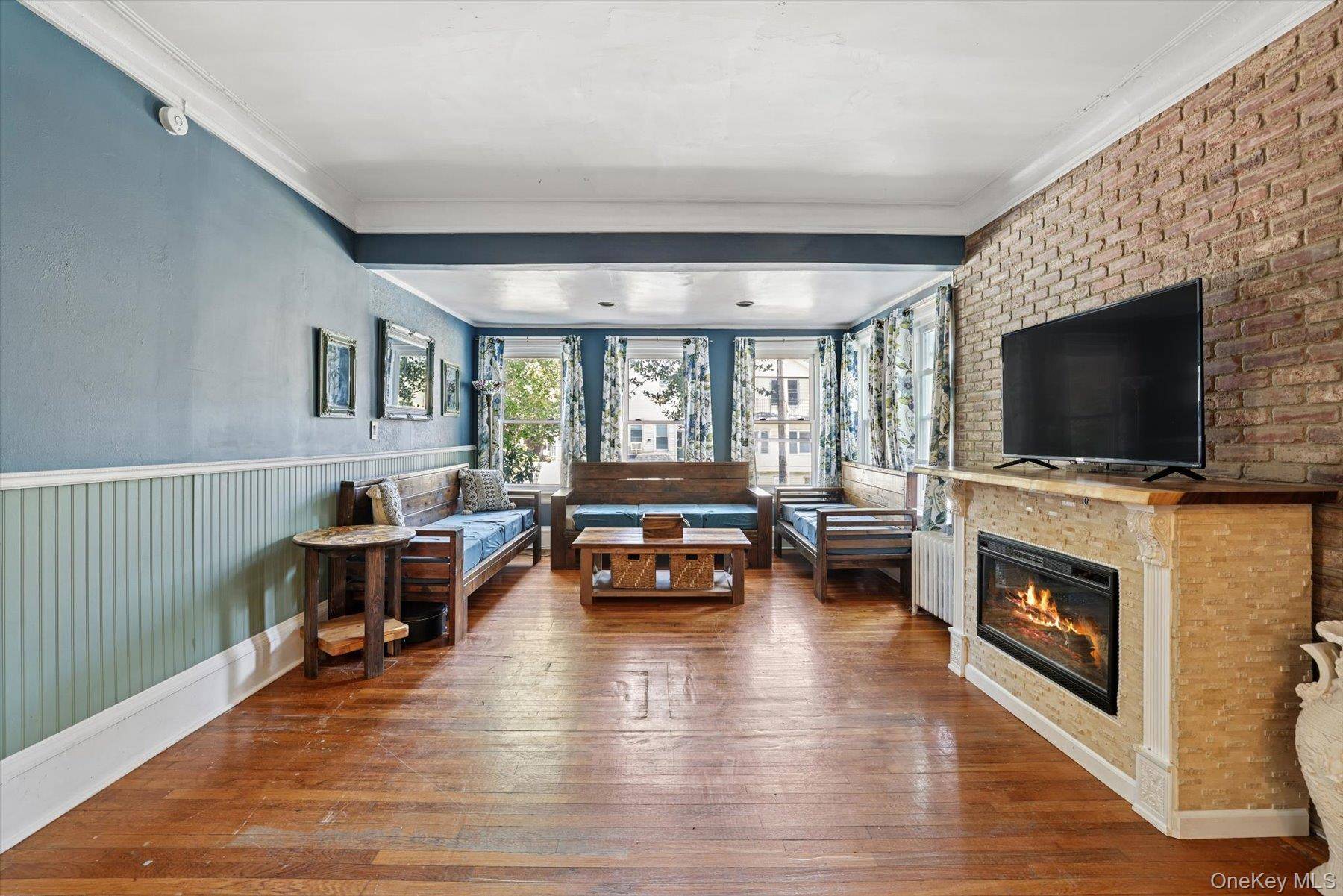 1917 Hennessy Pl Bronx Charm Meets Modern Living !