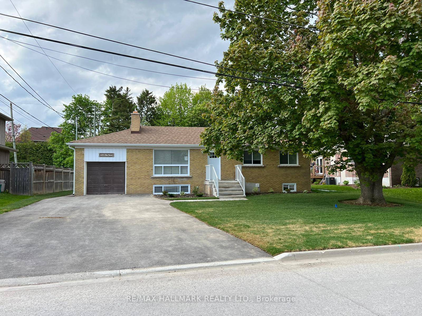 Welcome to 429 Elm Rd, Apt B, a fully renovated unit designed to exceed your expectations.