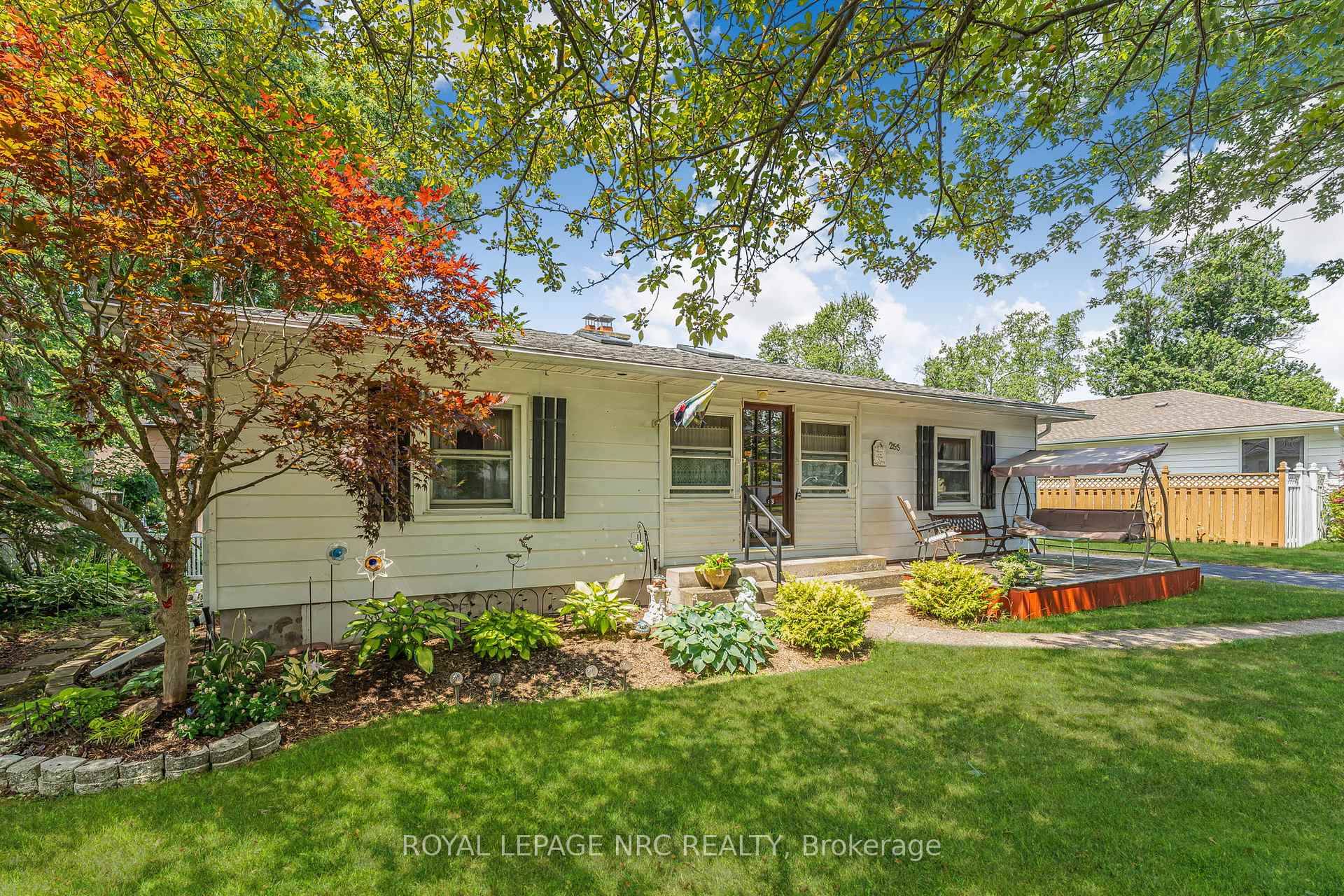 Welcome to this warm and inviting 3 bedroom bungalow, perfectly situated in the sought after beachside community of Crystal Beach.