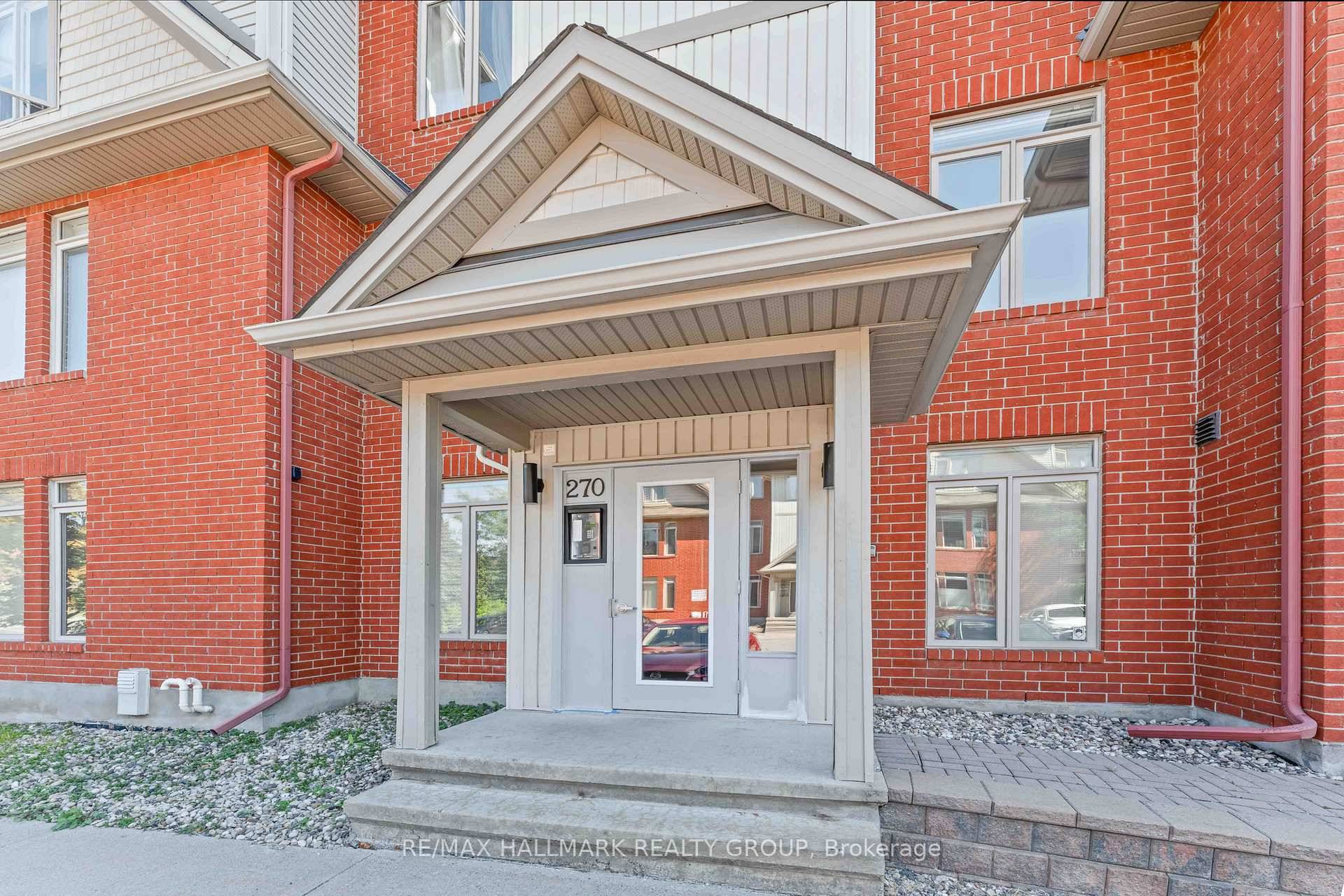 Welcome to 270F Meilleur Private, a beautifully updated condo tucked away on a quiet street in the sought after Beechwood Village community.